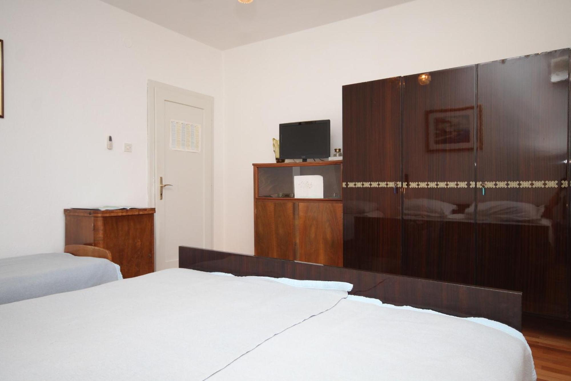 Apartments And Rooms With Parking Space Tucepi, Makarska - 6901 Zimmer foto