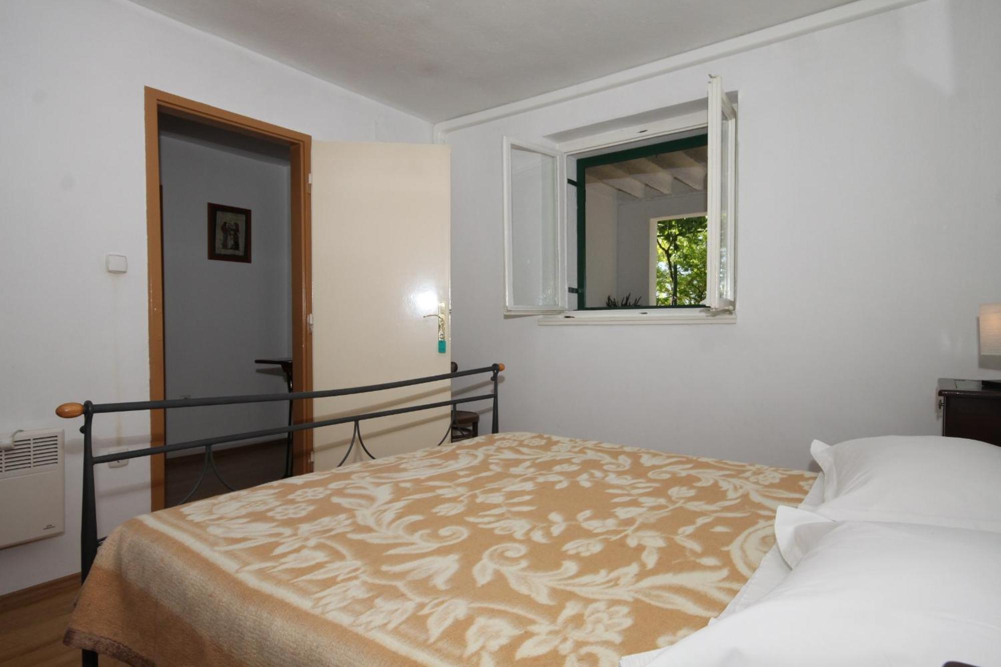 Apartments And Rooms With Parking Space Tucepi, Makarska - 6901 Zimmer foto